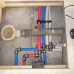 【足立区 水廻りリフォーム】床下の配管が寿命？交換タイミングを見極めるセルフチェック術